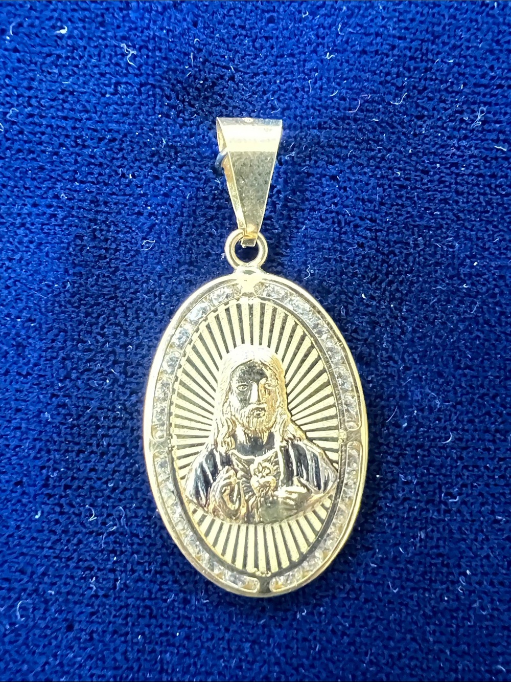 Gold Sacred Heart Jesus Pendant Necklace - Women Jewelry
